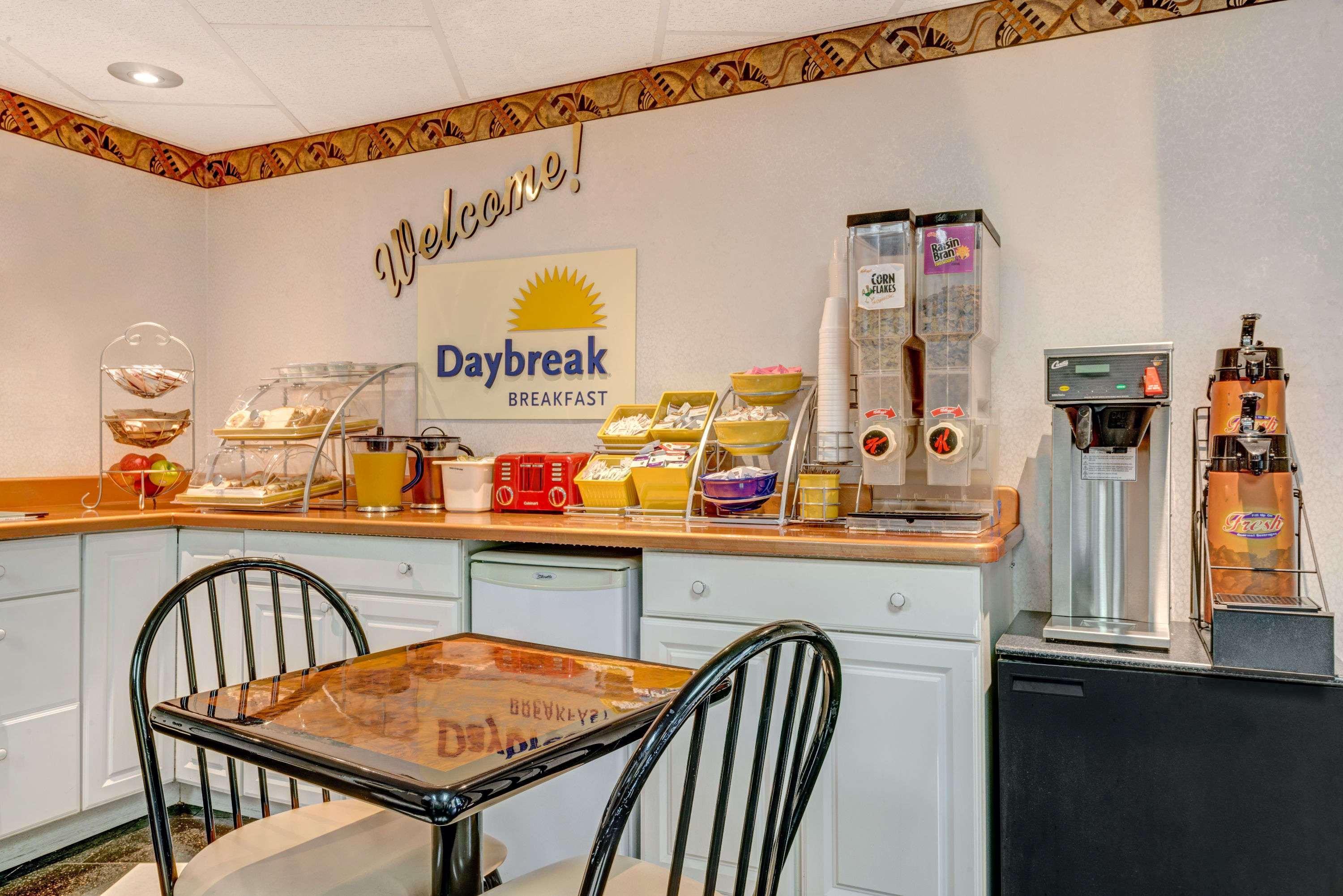 Days Inn By Wyndham Ridgefield Buitenkant foto