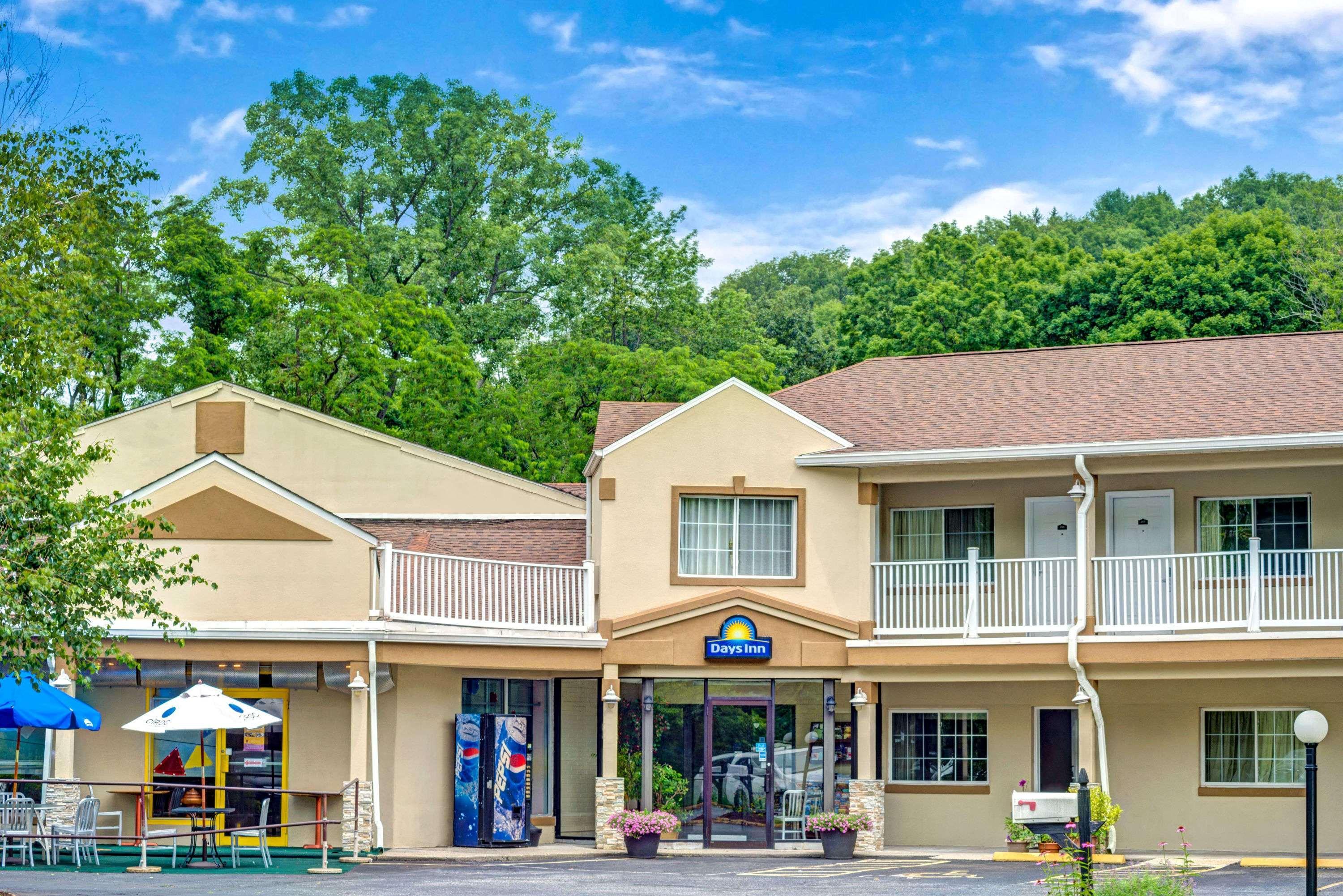 Days Inn By Wyndham Ridgefield Buitenkant foto